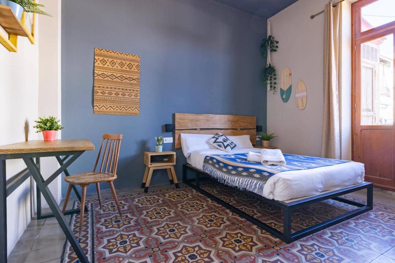 Bird House Bed & Breakfast Valensiya Dış mekan fotoğraf