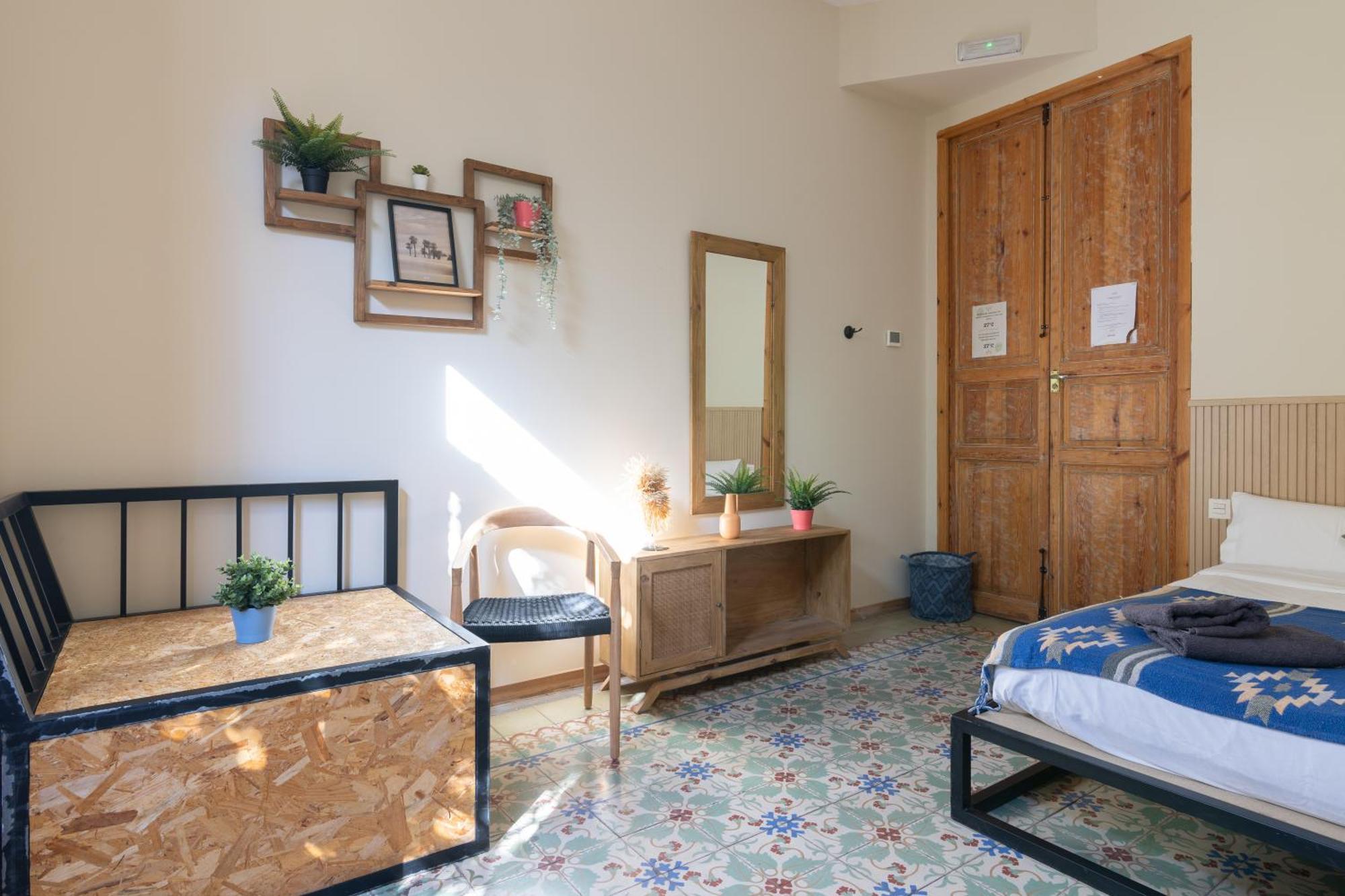 Bird House Bed & Breakfast Valensiya Dış mekan fotoğraf