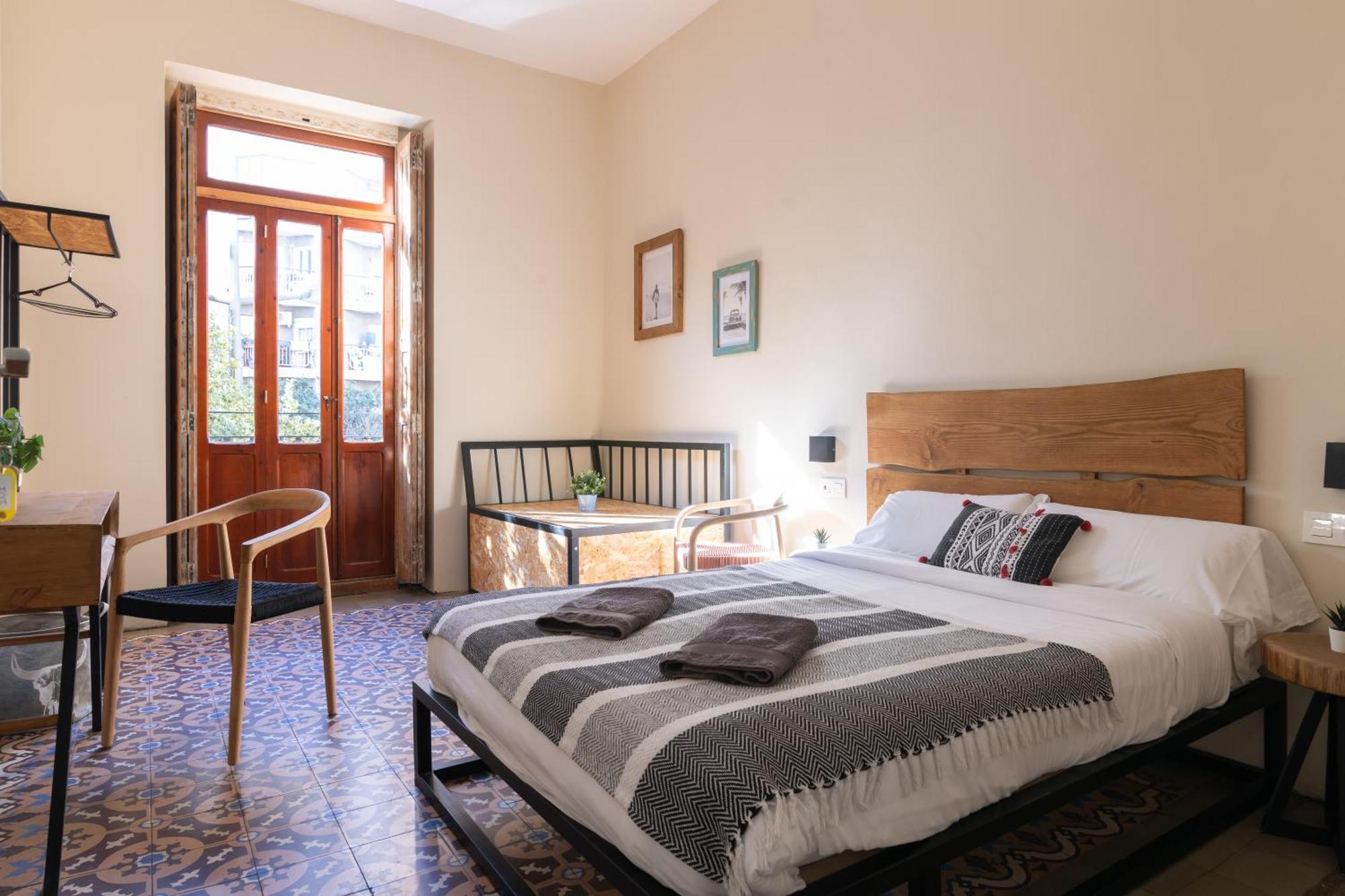 Bird House Bed & Breakfast Valensiya Dış mekan fotoğraf